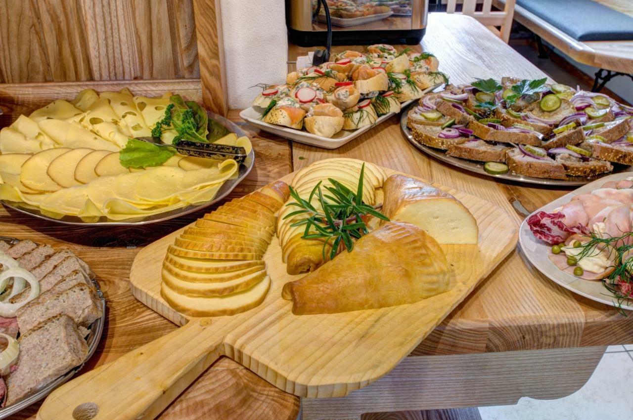 Pokoje Goscinne Swiatlomir Zakopane Buitenkant foto